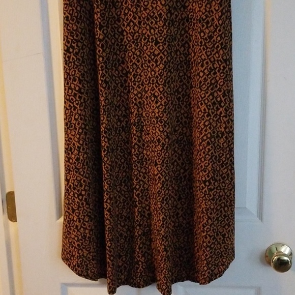 LuLaRoe Carly Dress - Picture 5 of 7